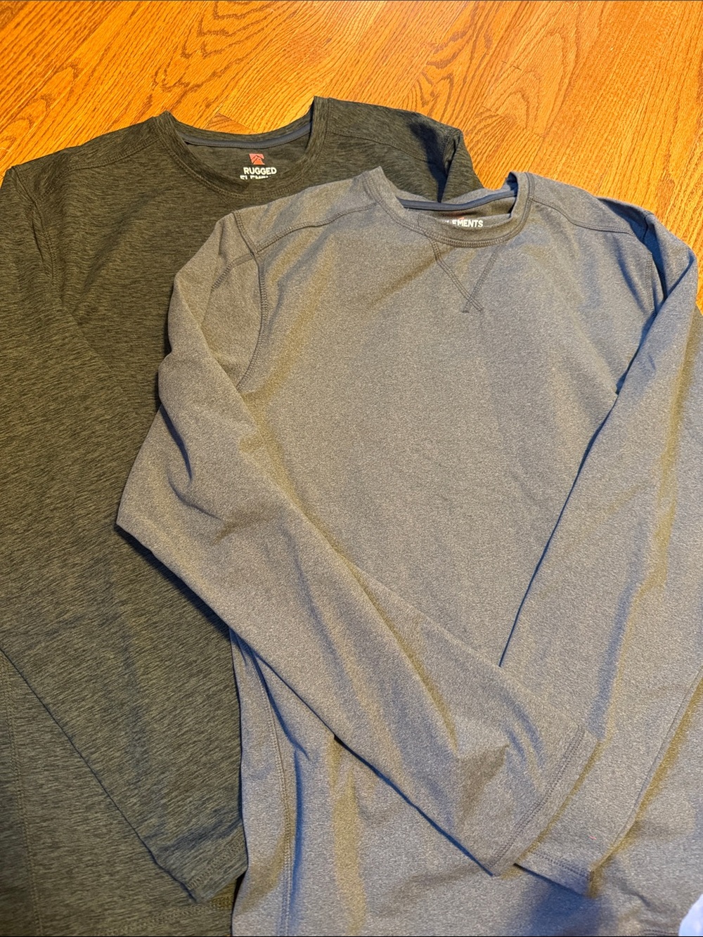 Rugged Elements long sleeved crew neck shirts - bundle of 2 XXL